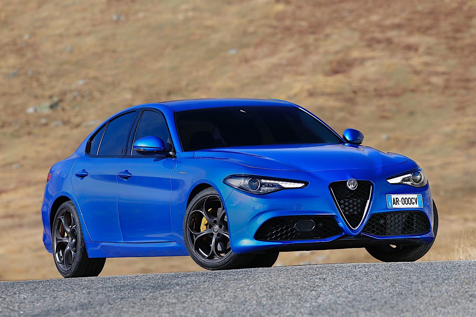 Rabljeni automobil na prodaju iz oglasa 230563 - Alfa Romeo Giulia Veloce 2.0 RWD