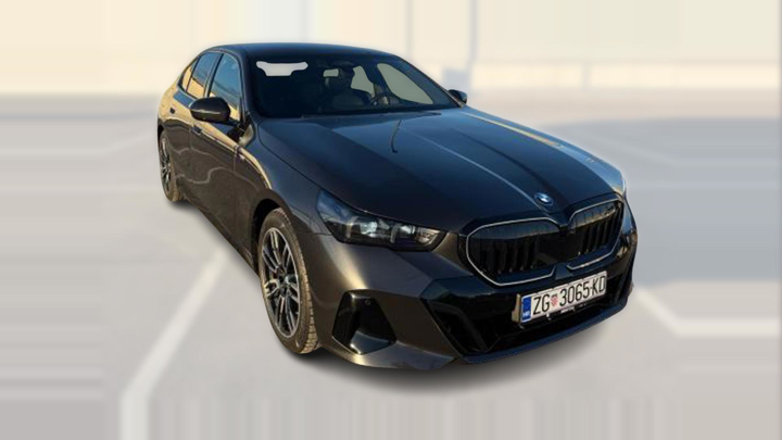 BMW rabljeni automobil na prodaju iz oglasa 95552 - BMW Serija 5 520d M sport pro Iconic Glow