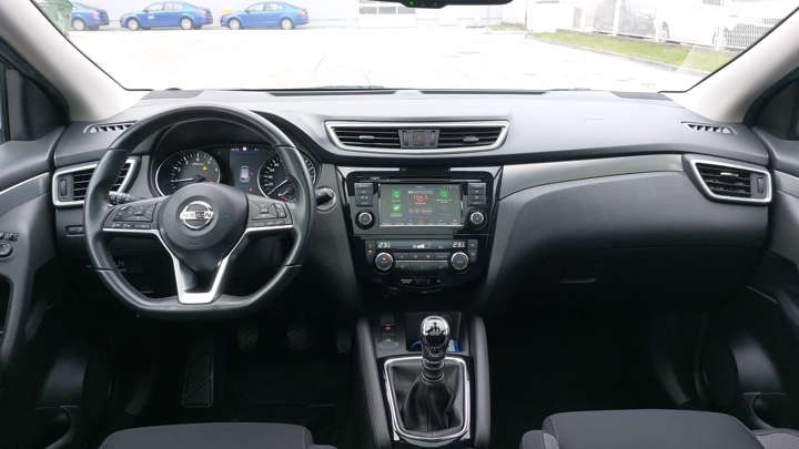 Nissan Qashqai 1,3 DIG-T 140 N-Connecta