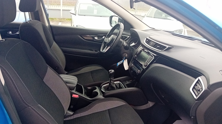 Nissan Qashqai 1,3 DIG-T 140 Acenta