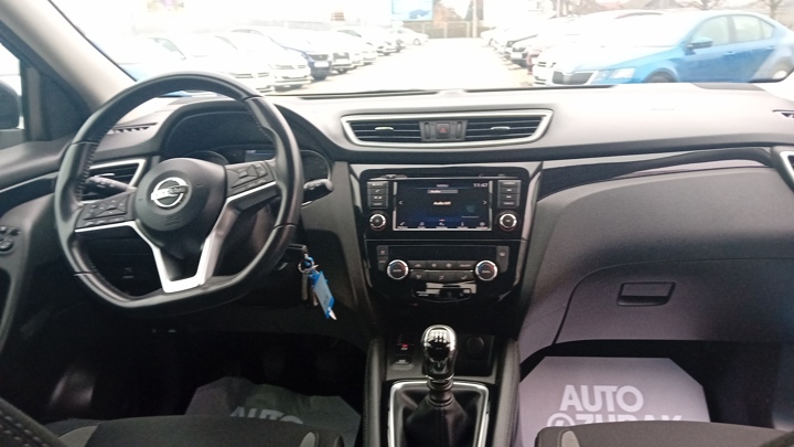 Nissan Qashqai 1,3 DIG-T 140 Acenta