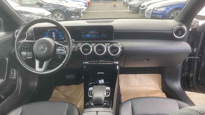 Mercedes-Benz CLA 180 d Aut.