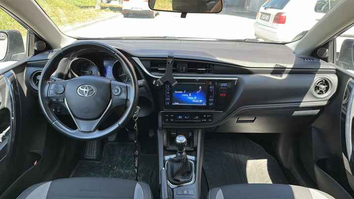 Toyota Auris 1,4 D-4D Luna