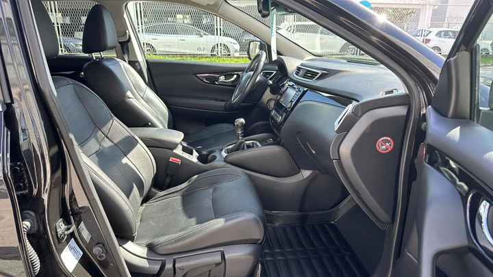 Nissan Qashqai 1,6 dCi  N-Connecta 5 vrata