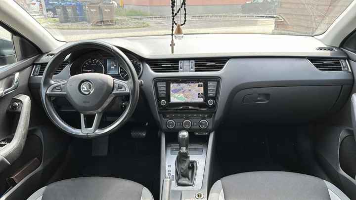 Škoda Octavia Combi 2.0 TDI JOY DSG 5 vrata