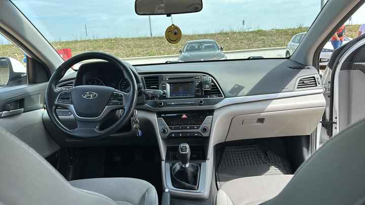 Hyundai Elantra 1,6 CRDI Comfort Plus