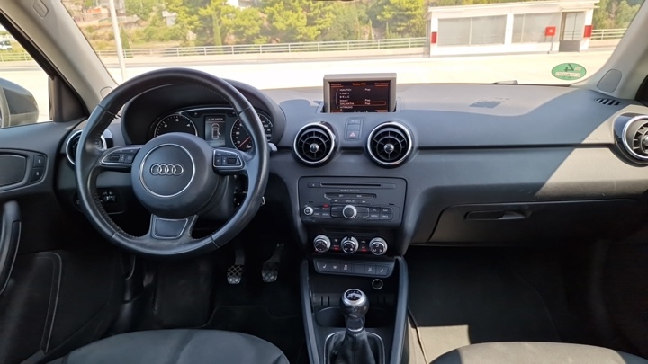 Audi Audi A1 1.6 TDI S Line