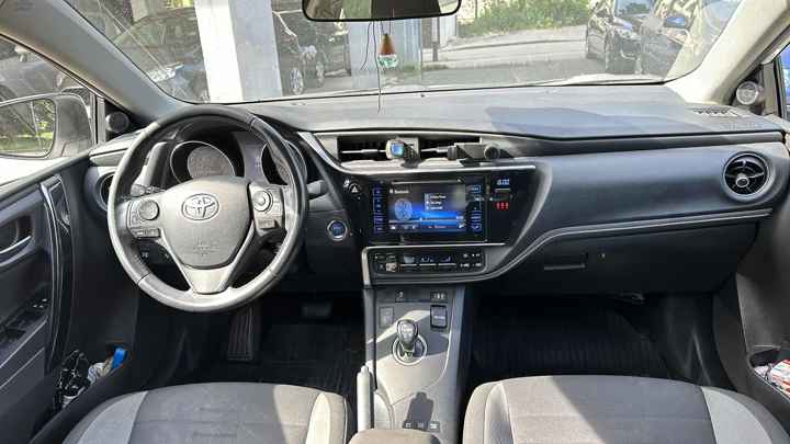 Toyota 1.8 HYBRID STYLE