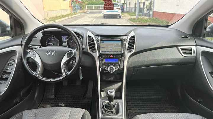 Hyundai i30 CW 1.6 CRDi World cup edition