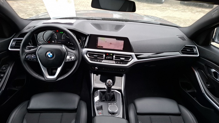 BMW 318d Sport Line