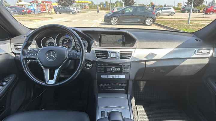 Mercedes-Benz Mercedes E 300 Bluetec Hybrid