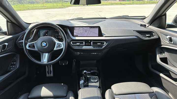 BMW BMW serija 2, 218i M sport Aut. 4 vrata