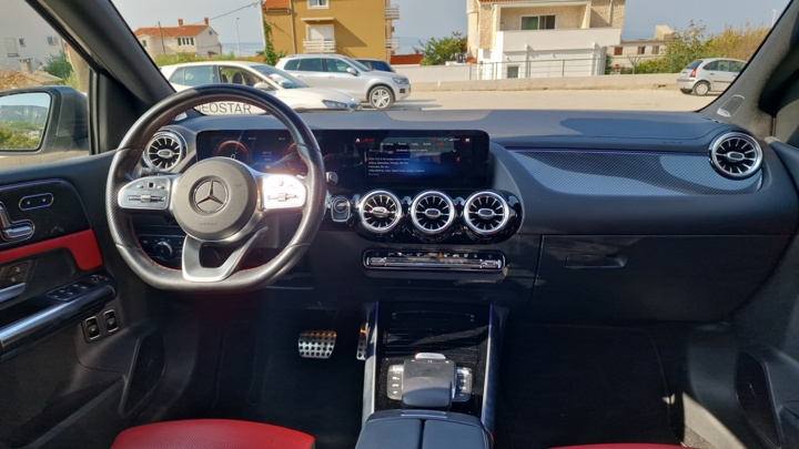 Mercedes-Benz Mercedes Benz B 250e AMG