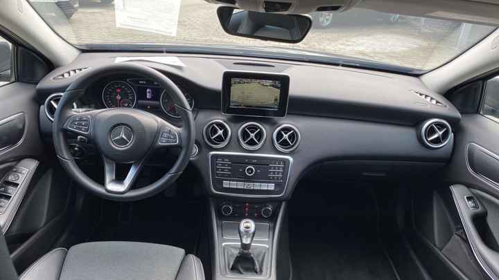 Mercedes-Benz A 180 d Style Edition