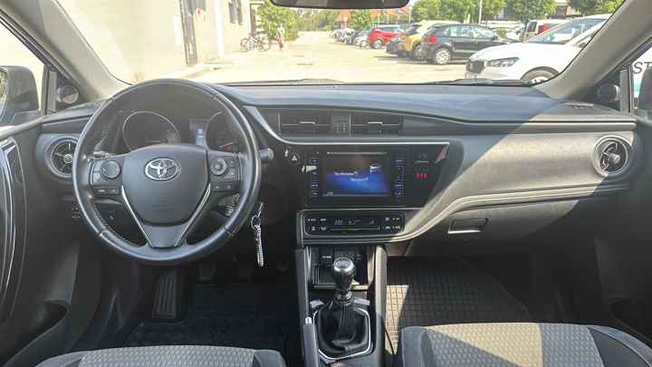 Toyota Auris 1,2 Turbo Black Edition