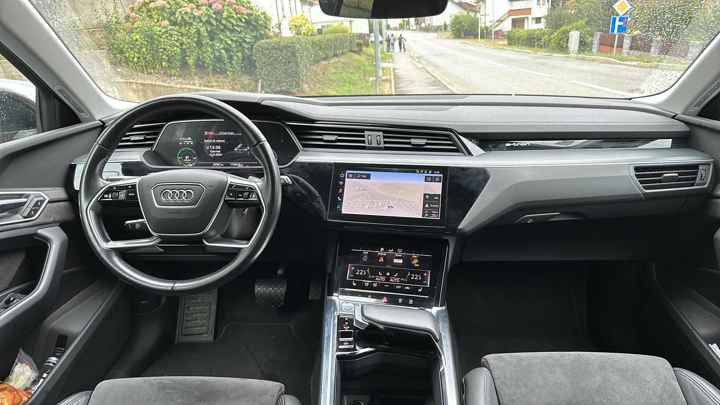 Audi Audi  E-tron 50 quattro