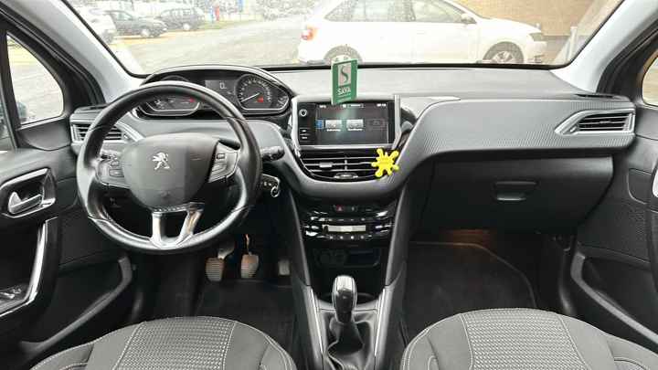 Peugeot 208 1.2 PURETECH 5 vrata