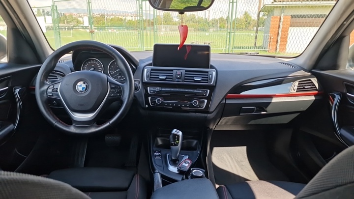 BMW 118d Sport Line