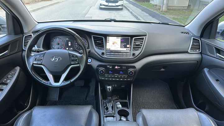 Hyundai TUCSON 4WD 2.0 CRDI PREMIUM AUT.