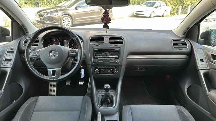 VW Golf 1.6 TDI STYLE 5 vrata 