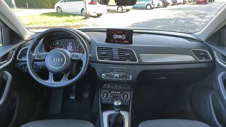 Audi Q3 2,0 TDI Design Style