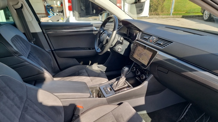 Škoda SKODA SUPERB 2.0 TDI 147KW DSG 4x4 COMBI PREMIUM