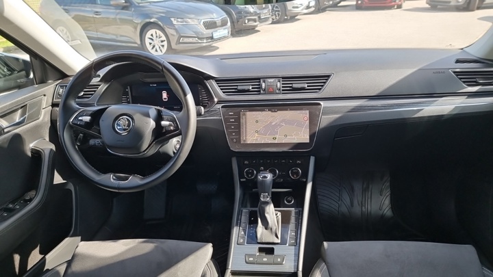 Škoda SKODA SUPERB 2.0 TDI 147KW DSG 4x4 COMBI PREMIUM