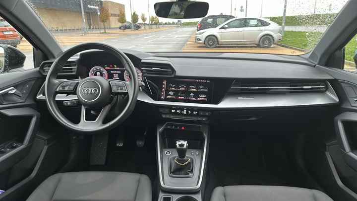 Audi A3 Limousine 30 TFSI Edition10