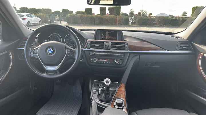 BMW 328i