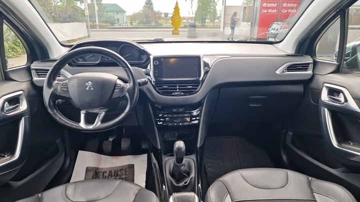 Peugeot 2008 Allure 1,2 VTi PureTech