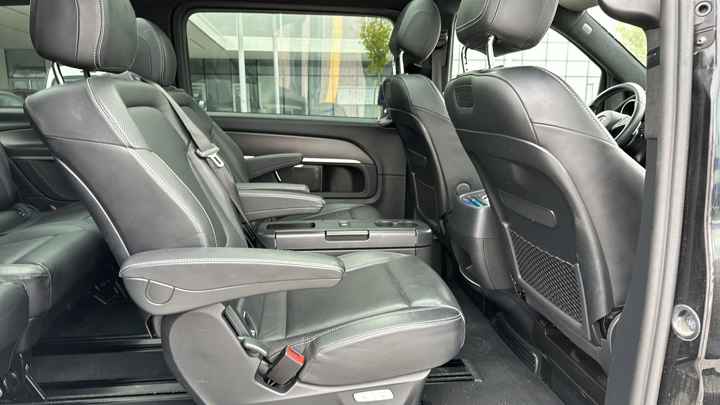 Mercedes-Benz V 300 d Avantgarde dugi Aut.