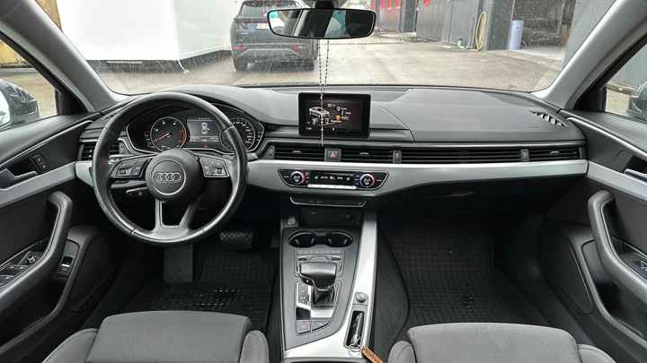 Audi Audi A4 2.0 TDI S-line