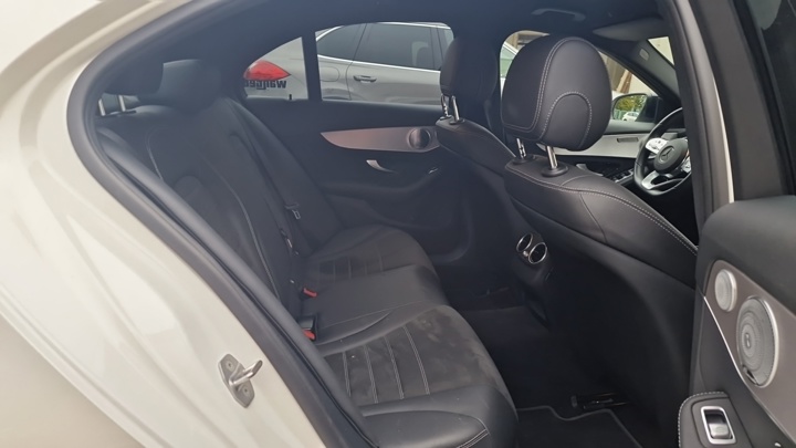 Mercedes-Benz C 300 e 4MATIC AMG Line Aut.