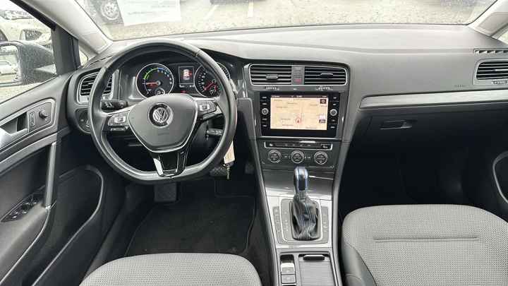 VW Golf VII Elektro Comfortline E-Golf