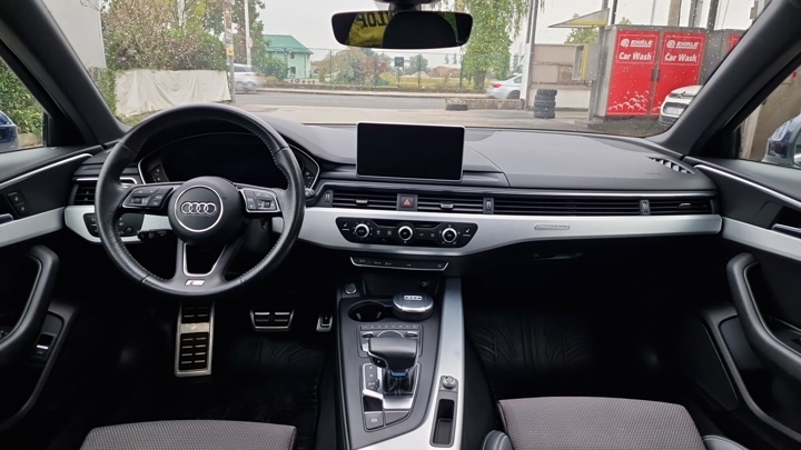 Audi A4 Avant quattro 2,0 TDI Sport+ S tronic