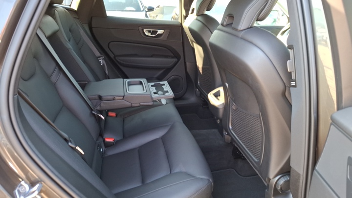 Volvo XC60 D4 Momentum Pro Aut.