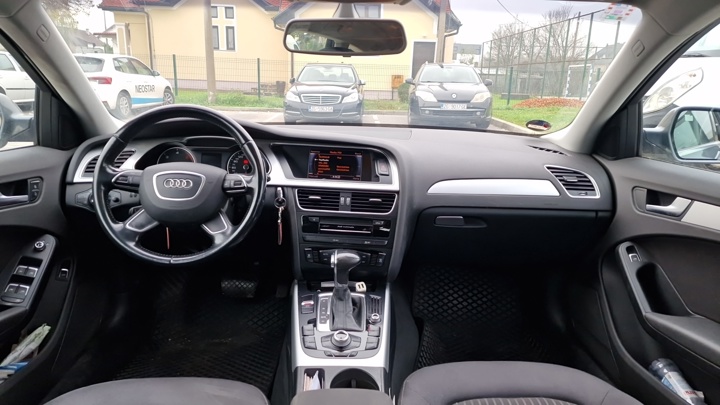 Audi A4 Avant 2,0 TDI S tronic