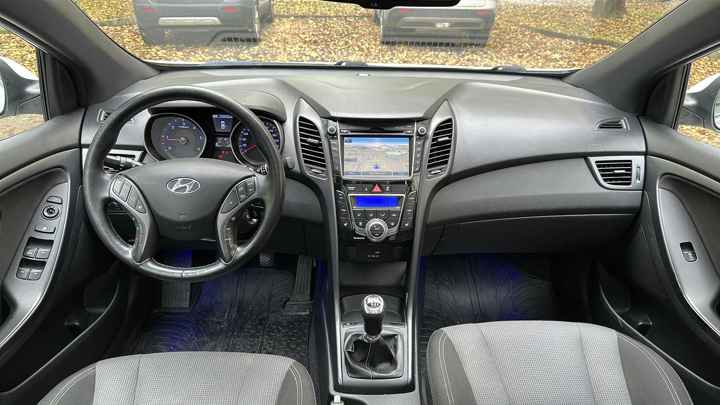 Hyundai I30, 1.6 CRDI PASSION