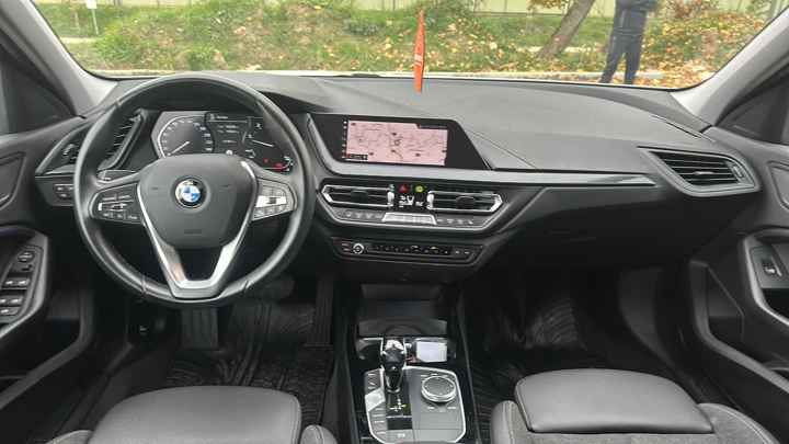 BMW BMW serija 1 , 118D aut. 5 vrata