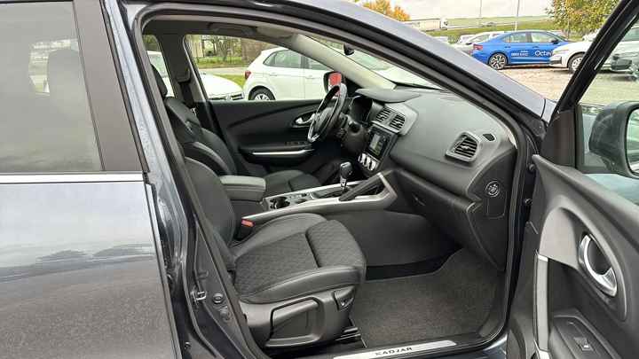 Renault Kadjar TCe 140 Intens EDC 5 vrata