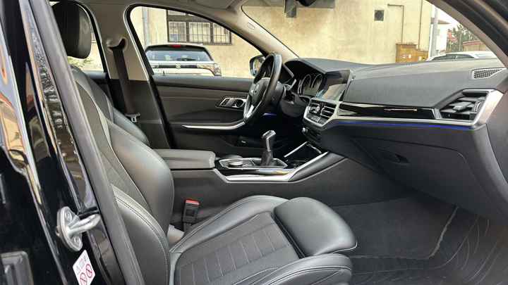 BMW 320d Sport Line