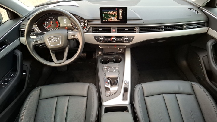 Audi A4 2,0 TDI ultra Sport+ S tronic