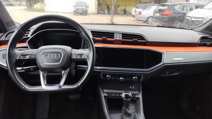 Audi Q3 35 TDI S line S tronic