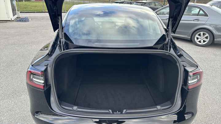 Tesla Model 3 Dual Motor Long Range