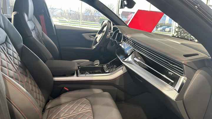 Audi Q8 50 TDI quattro tiptronic