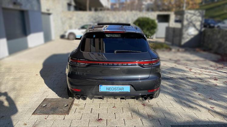 Porsche Macan PDK