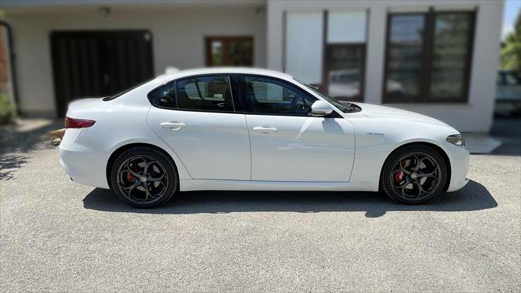 Alfa Romeo Giulia AWD 2,2 JTDm 210 Veloce Aut.