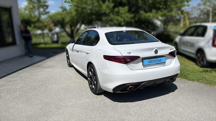 Alfa Romeo Giulia AWD 2,2 JTDm 210 Veloce Aut.