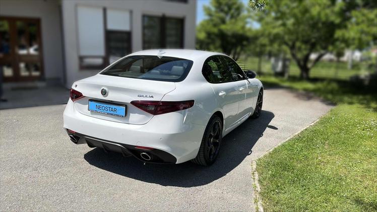 Alfa Romeo Giulia AWD 2,2 JTDm 210 Veloce Aut.