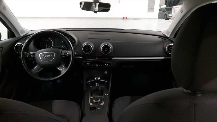 Audi A3 Sportback 1,6 TDI Attraction Comfort